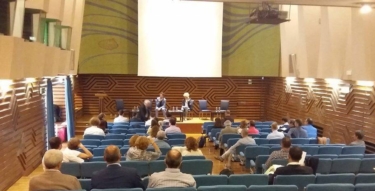 Poza conferinta modificata