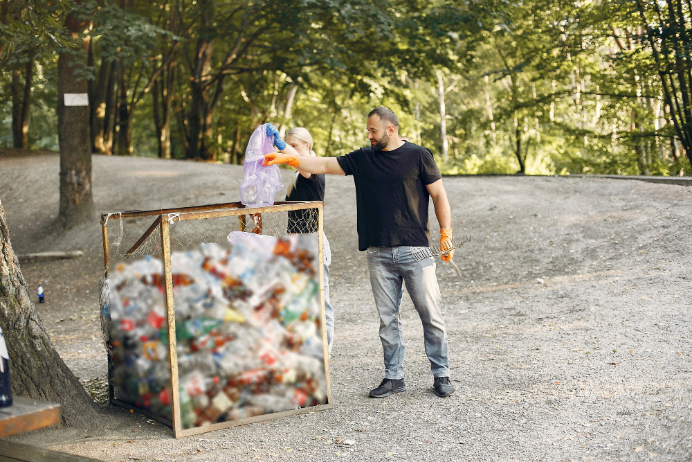 Gestionarea deșeurilor în România: obligații legale și obiective de reciclare până în 2035