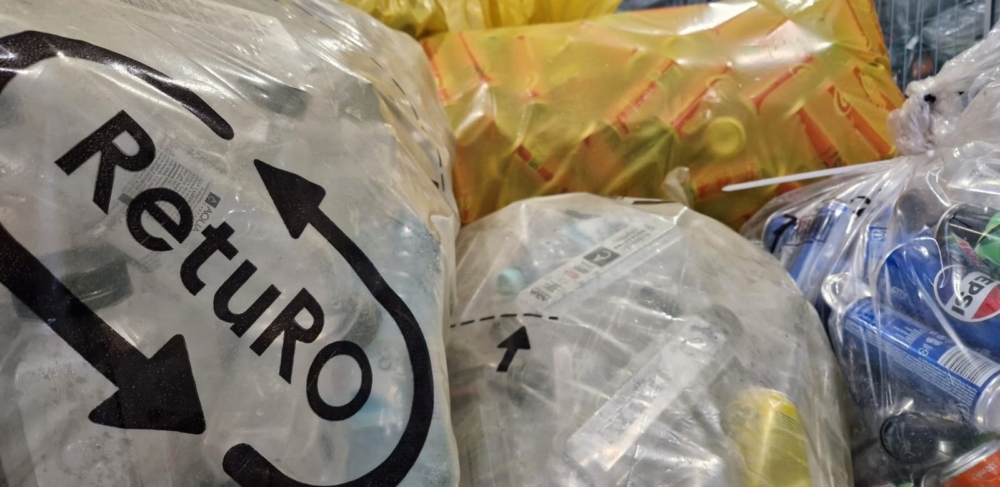 Analiza: 3 din 4 ambalaje returnate prin SGR ajung la reciclare