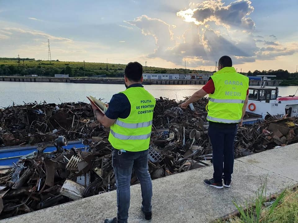 transferurile transfrontaliere de deșeuri (DIWASS)